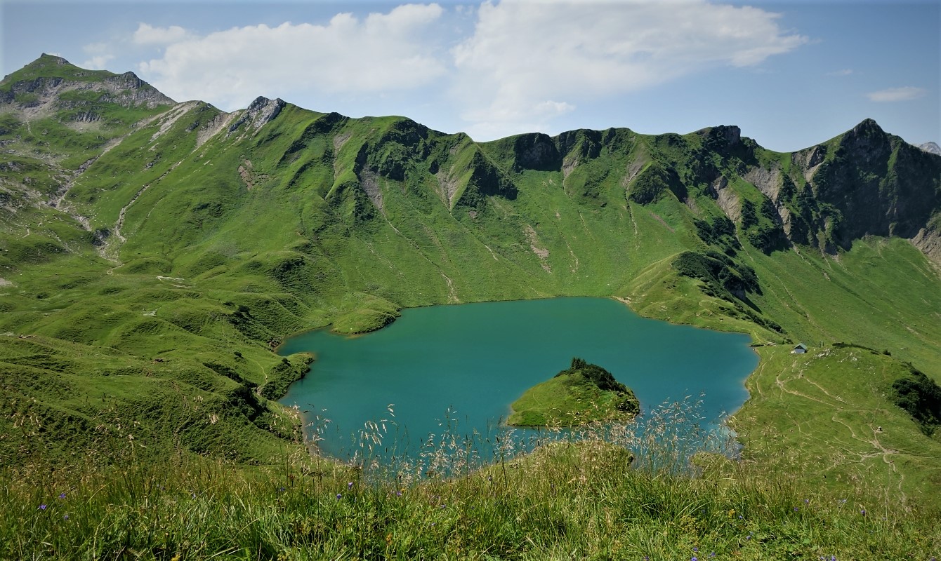 The third of the lakes on this hike - the Schrecksee