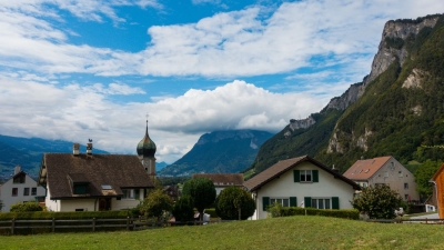 Flaesch village