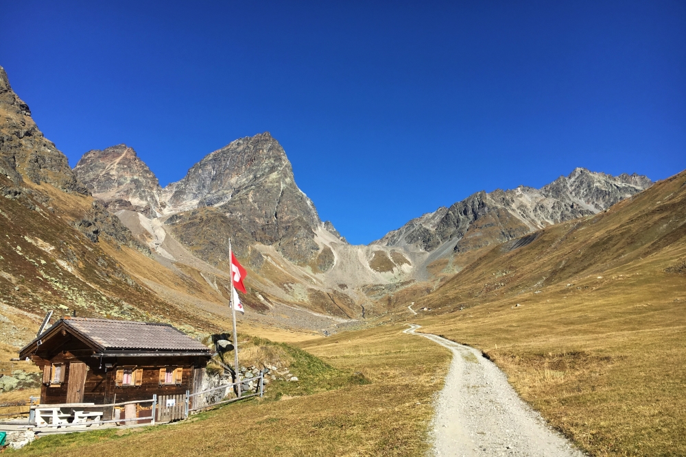 Guarda – Chamonna Tuoi – Furcletta (2734m) – Alp Valmala – Ardez