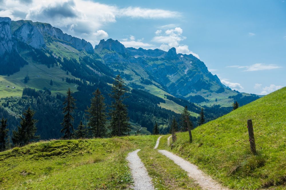 Beautiful views of Alpstein along the way