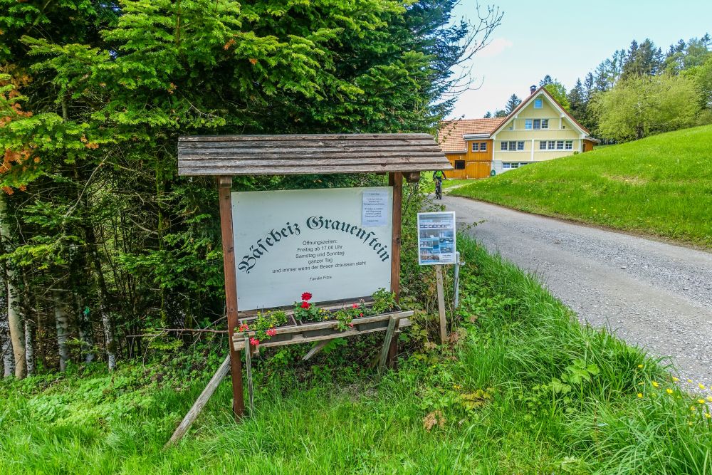 A farm shop on the way to Lachen